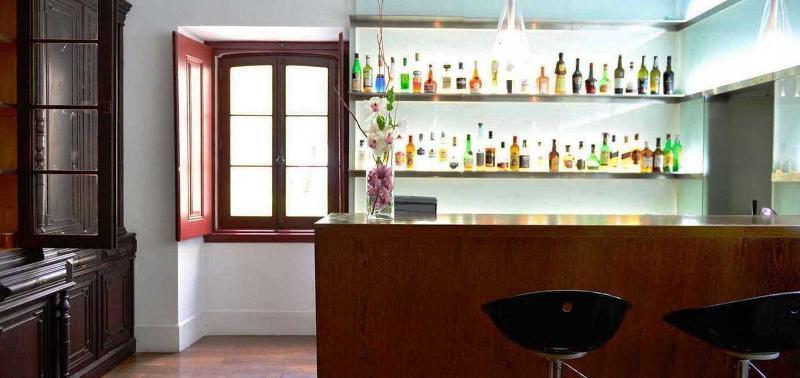 Pousada Palacio De Estoi - Small Luxury Hotels Of The World Exterior photo The bar at the Hotel Sacher